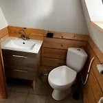 شقة Piramida W Uniesieniu