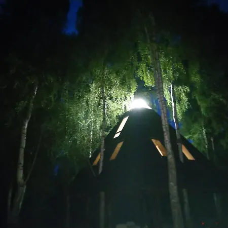 Piramida W Uniesieniu Lejlighed